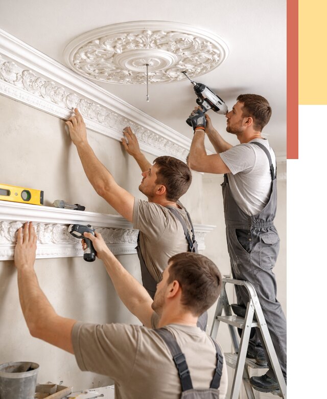 Монтаж лепнины на потолок в Медногорске от 3255 руб. быстро и недорого | ОТДЕЛОЧНИК-Мдн